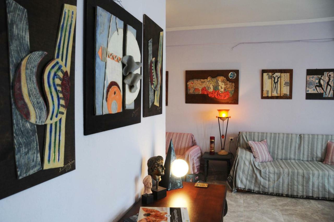 House Of Arts Apartment Pélla Exterior photo